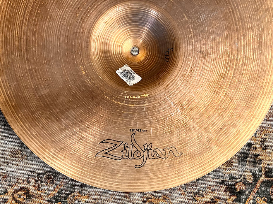 Zildjian AVEDIS 18” Crash Or Light Crash Ride ONLY 1332 g Versatile DISCONTINUED! Beautiful Sounding