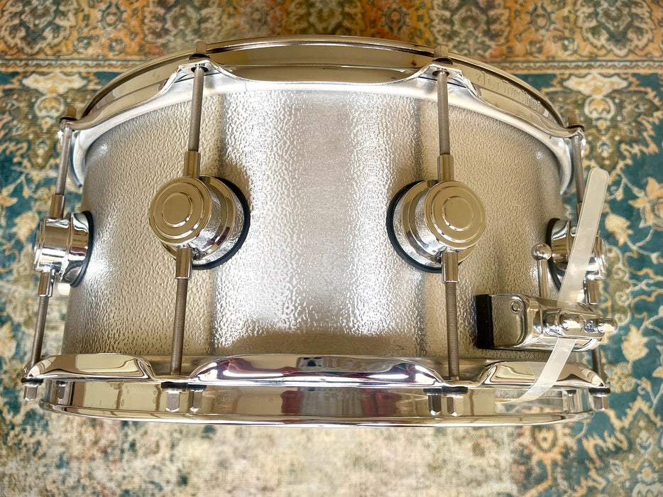 Clean DW ALUMINUM Deep 6.5” X 14” Snare Dark + Low End