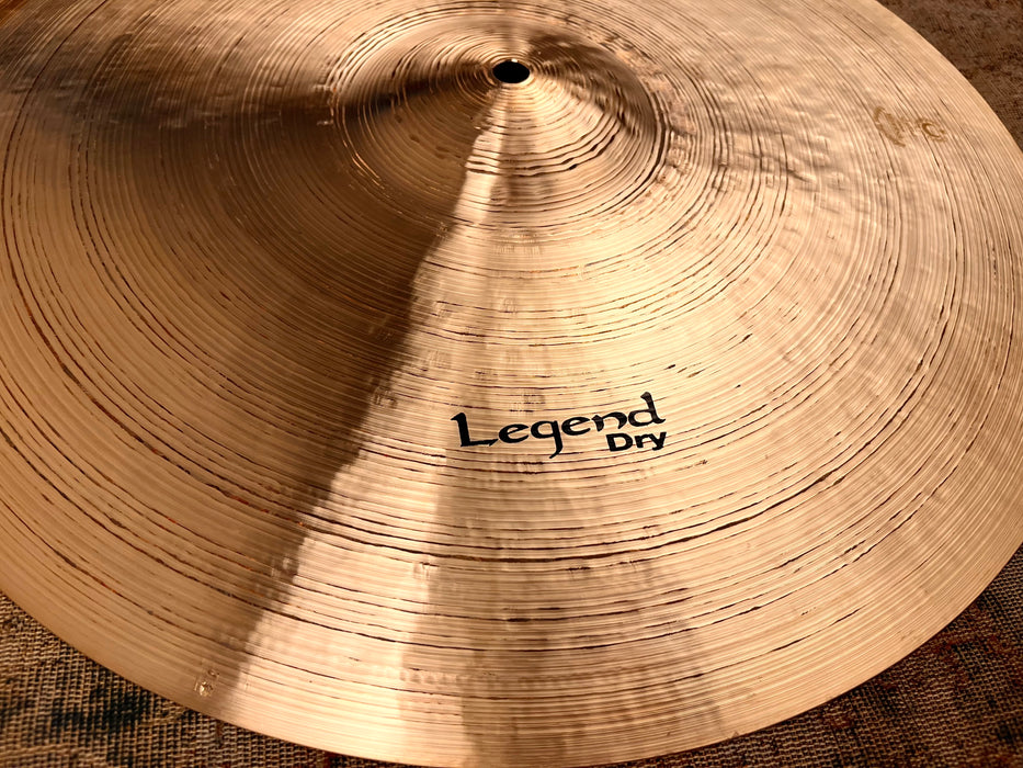 ULTRA DARK ISTANBUL Mehmet 18” LEGEND DRY THIN CRASH 1324 g PERFECT AMAZING Dark Crash