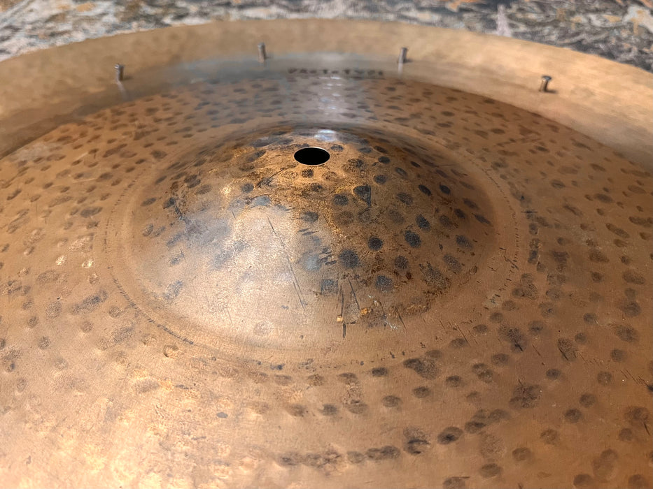 UNIQUE Sabian PROTOTYPE DUO STYLE 22” SWISH KNOCKER w ALL 14 Rivets! 1/2 Raw China! Beautiful! 2244 g