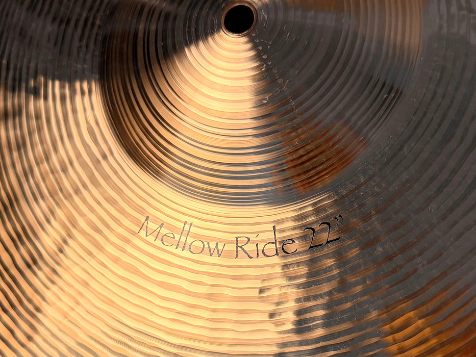 PAISTE 22” Signature MELLOW RIDE 3086 g SUPER CLEAN! GORGEOUS! Don’t Pay $820 For A Guess!