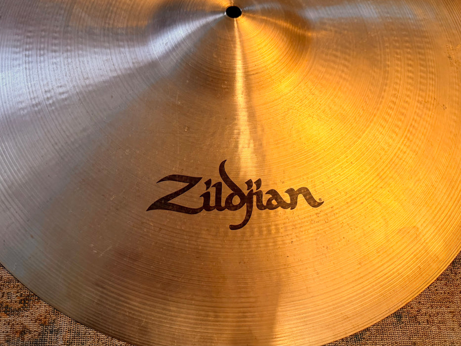 Zildjian SWEET RIDE 21” CRASH Only 2366 g Glowing Warm! Versatile! CLEAN! Why Pay $445?