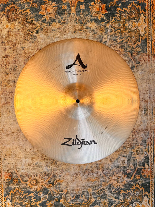 Fantastic ZILDJIAN 19” Medium Thin Crash Bendable Edges! CLEAN! Great Sounding One! 1674 g Don’t Pay $380!!