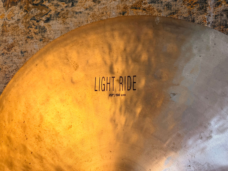 ZILDJIAN K LIGHT RIDE 22” Beautiful Light Complex Smoky Gem! 2556 g Plays Soft MELLOW!