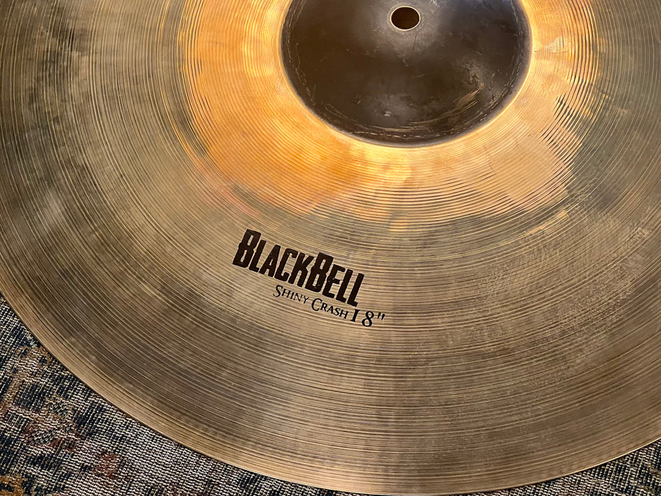 SHIMMERING ISTANBUL Mehmet Black Bell Crash 18” 1389 g BRILLIANT