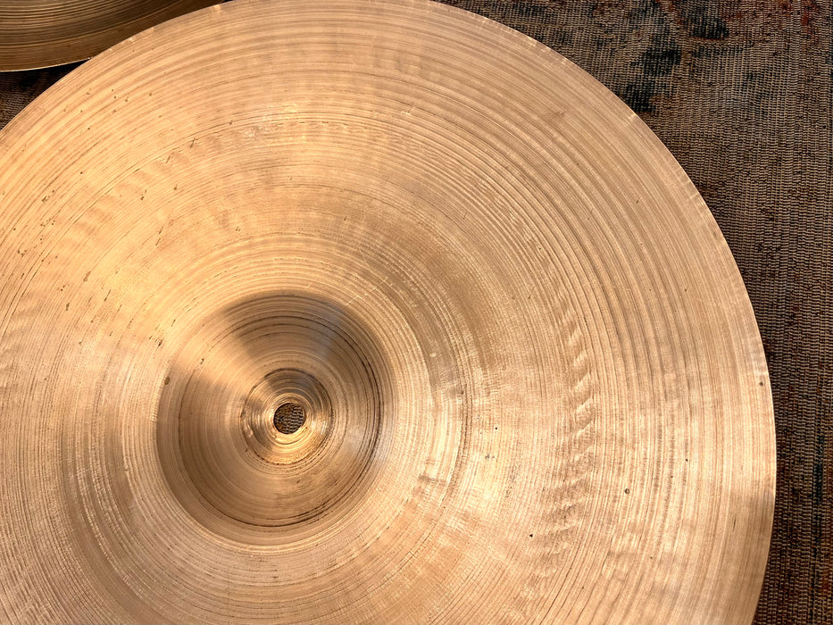 Ultra PAPER THIN EARLY 1950s Vintage Zildjian 14” Hihats 708 754 g LIGHT COMPLEX WHISPY! CLEAN