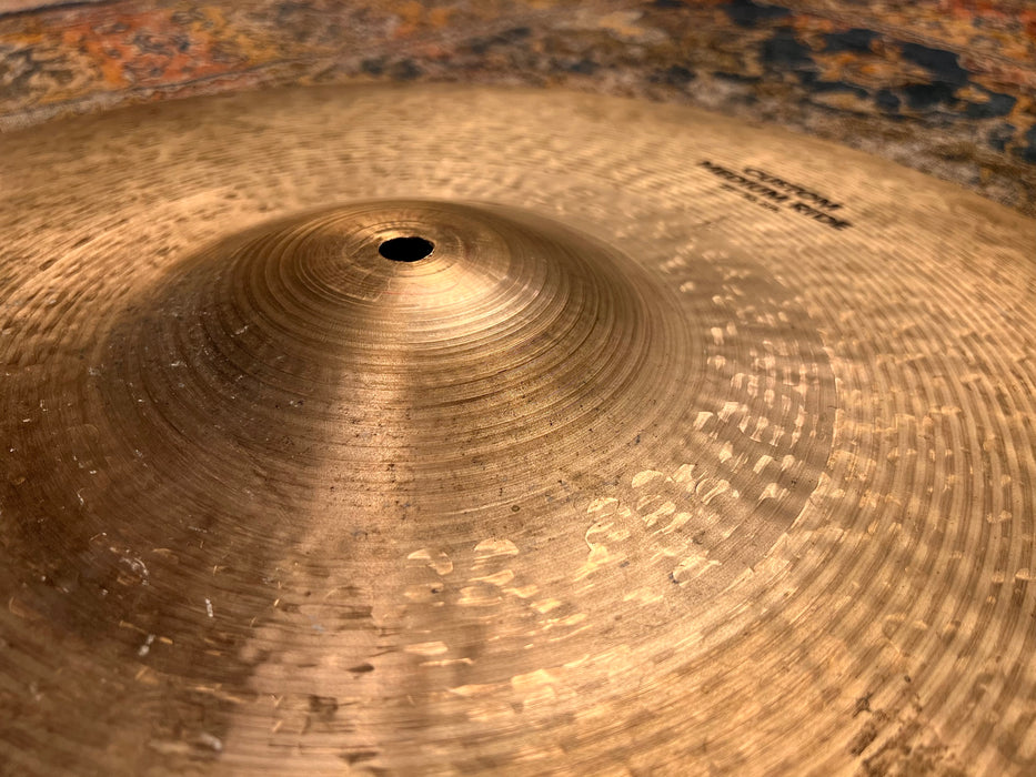 EARLY DRY Zildjian K CUSTOM Medium Ride 22” 2764 g Smooth Light Sizzle Complexity