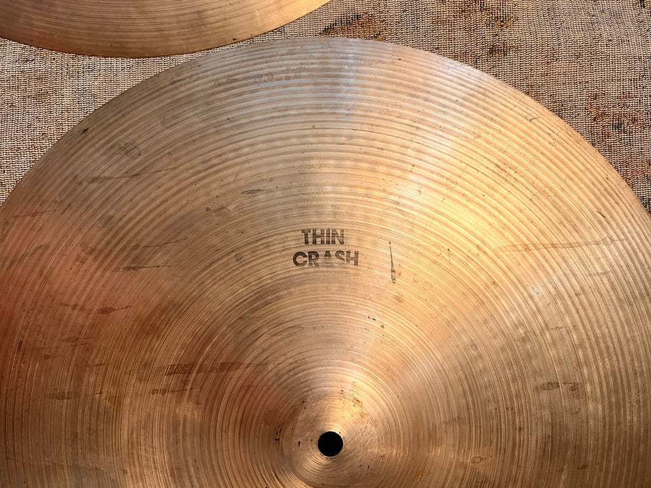PERFECT PAIR Of MATCHED Vintage Zildjian CRASHES 18” THIN 1284 g 18” MEDIUM THIN 1400 g