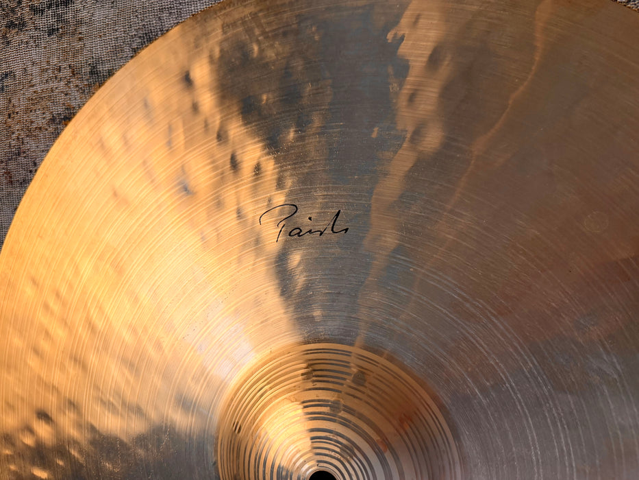 Paiste TRADITIONAL Thin Crash 18” ULTRA DARK Warm CLEAN! 1284 g Why Pay $615?