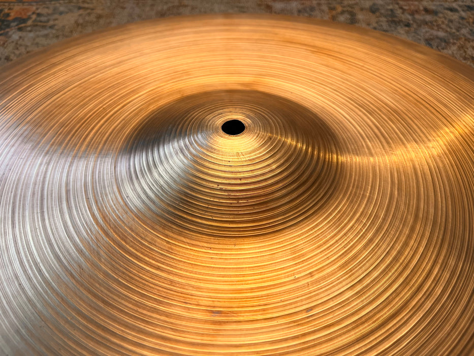 Hand Hammered 1950s Vintage Zildjian 20” Light Crash Ride 2098 g Light Complex! Beautiful Crash