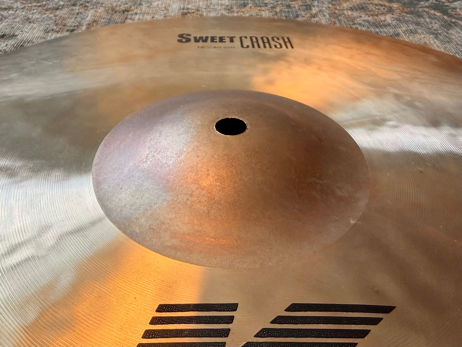 Zildjian K SWEET CRASH 16” FAST Thin And Bendable! CLEAN!! 934 g Don’t Pay $384 for a Guess!