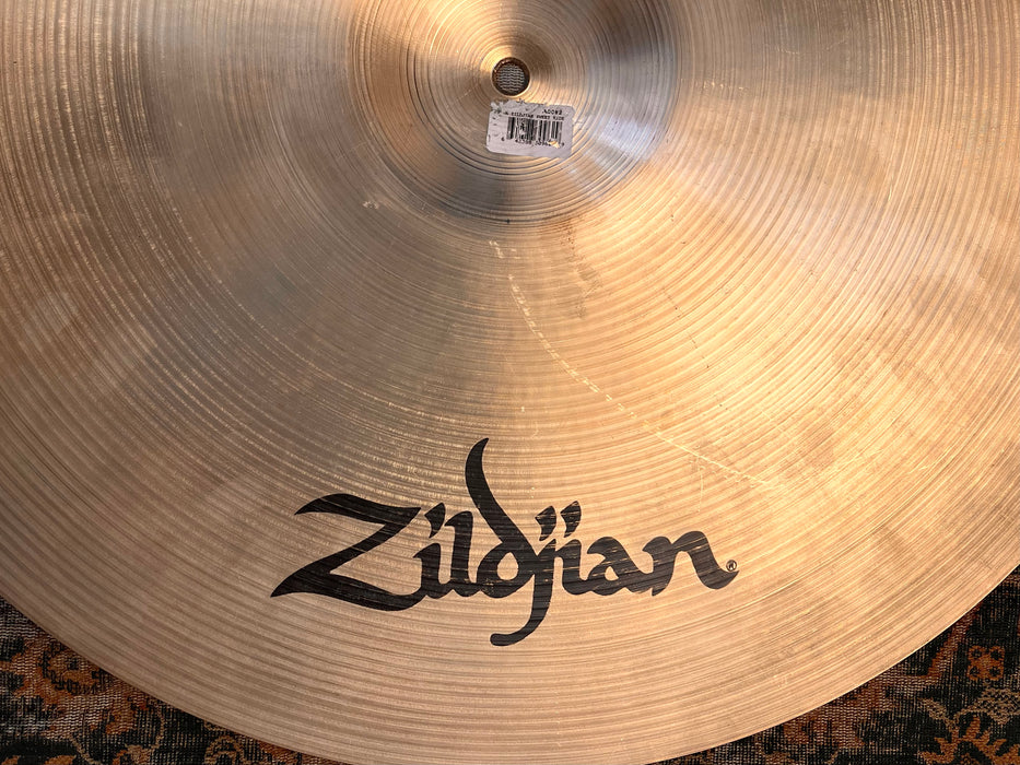 Zildjian SWEET RIDE 23” A 2950 g Glowing CLEAN! VERSATILE! Don’t Pay $465 For A GUESS!
