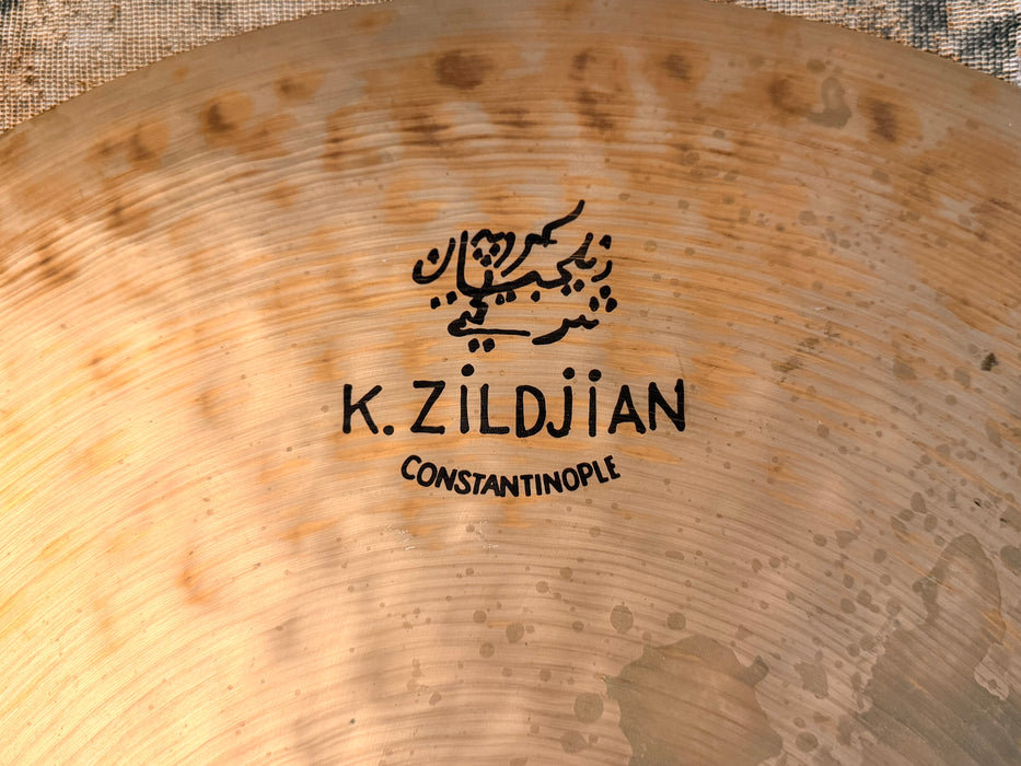Zildjian K CONSTANTINOPLE 22” MEDIUM THIN HIGH 2494 g LIGHT COMPLEX Smoky CRASHABLE