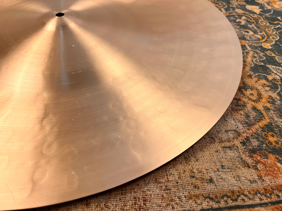 Sabian HHX WIDE LIP 22” China 1597 g ULTRA COMPLEX Pang - Like HUGE 22”. Why Pay $622?!