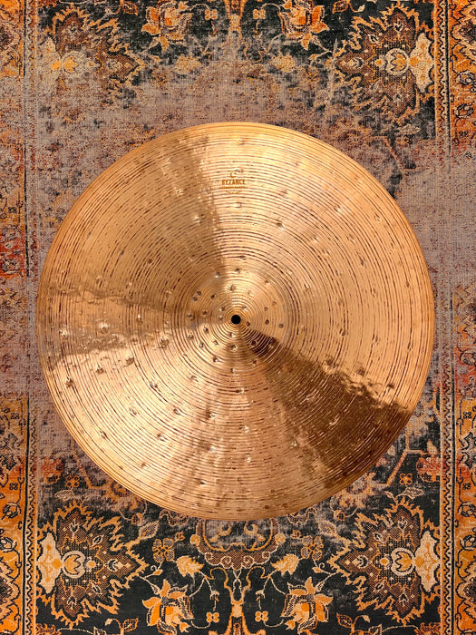Meinl Byzance FOUNDRY RESERVE 22” LIGHT RIDE 2356 g Amazing PERFECT Cd Versatile DARK! WHY $720?