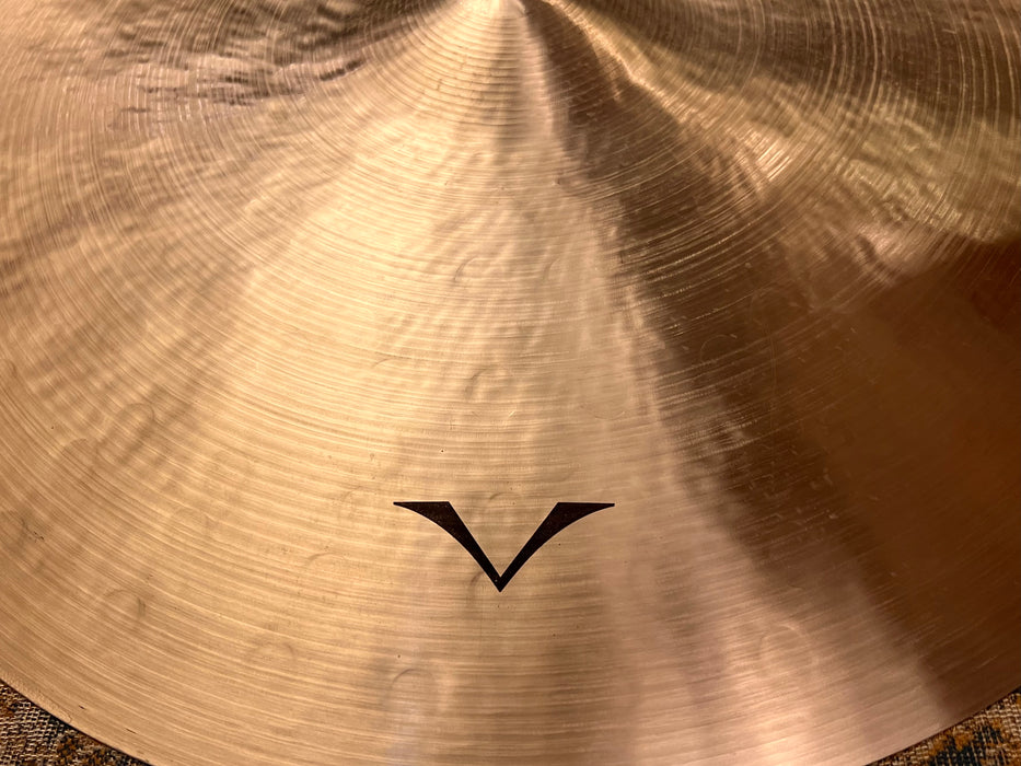 MARK LOVE Anointed Sabian ARTISAN LIGHT RIDE 22” w/ BAG 2439 g Don’t Pay $800