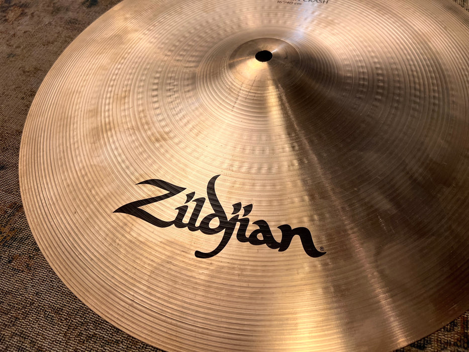 Zildjian Medium Thin Crash 16” 996 g Easily Bendable PERFECT