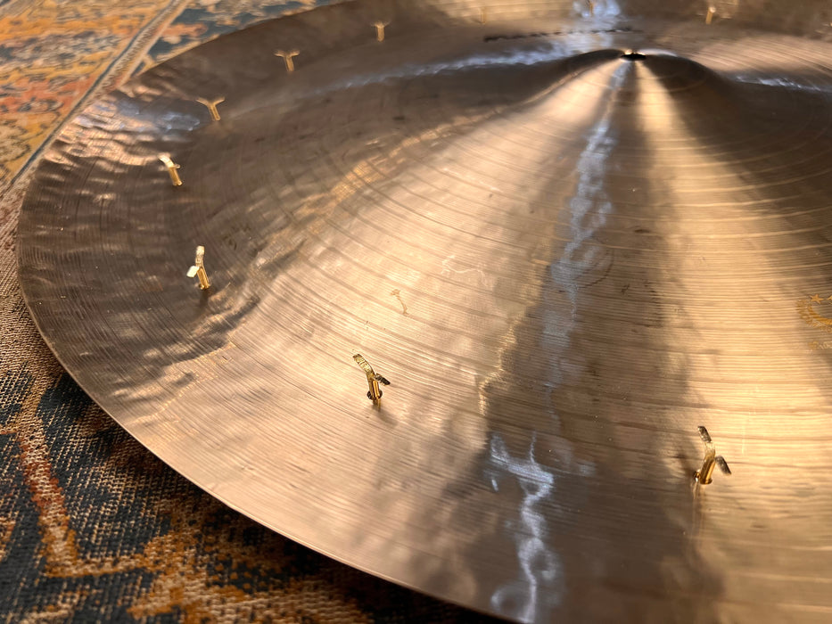 ALL 18 RIVETS Masterwork Jazz Master SWISH KNOCKER 22” China 1750 g