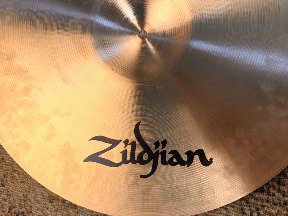 Zildjian SWEET RIDE 21” CRASH CLEAN! Only 2292 g Glowing Warm! Versatile!