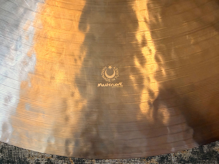 28” GARGANTUAN GLORIOUS GLOWING Masterwork Jazz Master Crash Ride 3358 g MINT