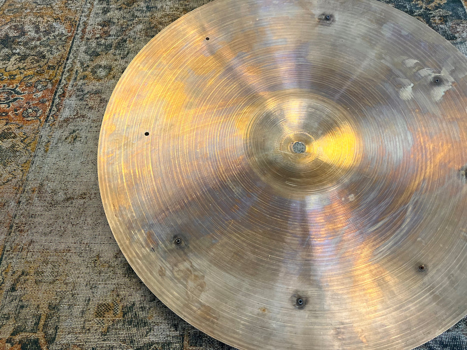 Light Complex 1960s Vintage Light SIZZLE Crash Ride 18” 1413 g Semi-Dry Dark