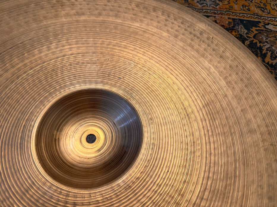 Vintage 1950s Zildjian BLOCK STAMP 22” Ride Crash 2678 g Gorgeous! REAL DEAL Hand Hammered! DRY SMOOTH