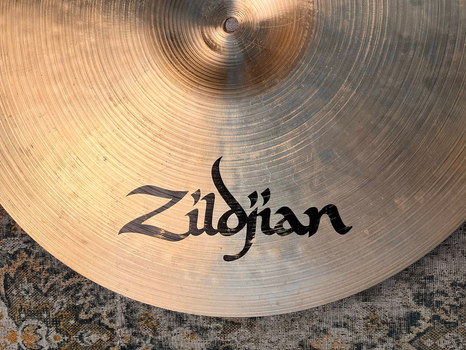 Rare 1980s Zildjian K 20” FACTORY “DARK CRASH” 2232 g Famous 80s K Tone! Elusive 20”! Versatile!