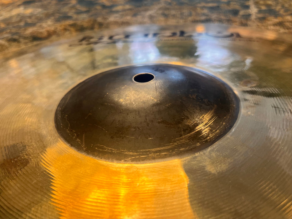 SHIMMERING ISTANBUL Mehmet Black Bell Crash 18” 1389 g BRILLIANT