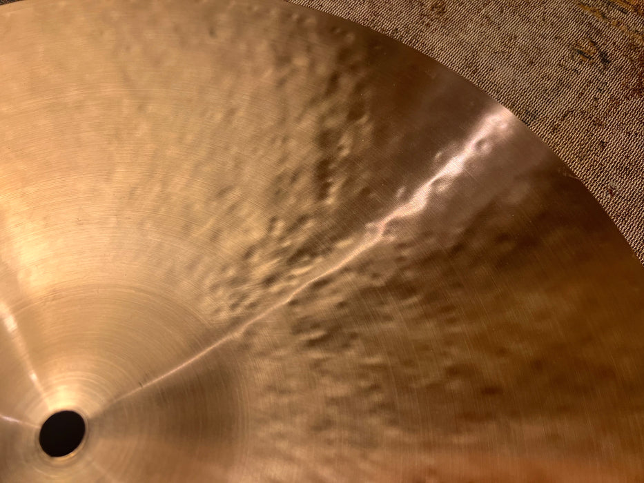 Ultra Glowing Paiste MASTERS EXTRA THIN 18” MULTI CRASH RIDE ONLY 1146 g MINT