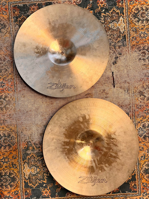 PERFECT PAIR Of MATCHED Vintage Zildjian CRASHES 18” THIN 1284 g 18” MEDIUM THIN 1400 g