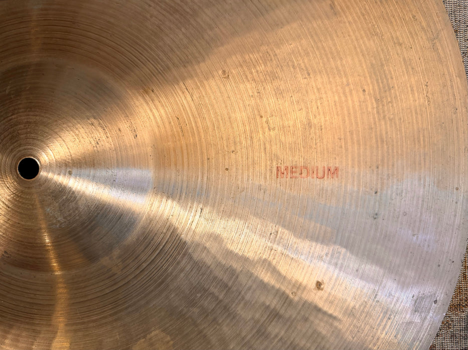Rare Vintage Paiste 602 Pre Serial 22” FACTORY “MEDIUM” Ride Crash at ONLY 2790 g CLEAN Light and SHIMMERING! Sounds Amazing!