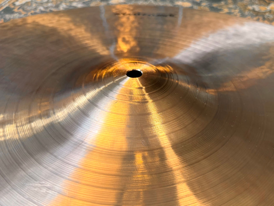 28” GARGANTUAN GLORIOUS GLOWING Masterwork Jazz Master Crash Ride 3358 g MINT