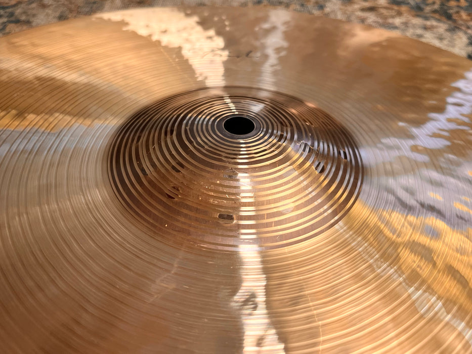 Paiste TRADITIONAL Thin Crash 17” 1154 g IMMACULATE! Amazing Warm Complex! DON’T PAY $550