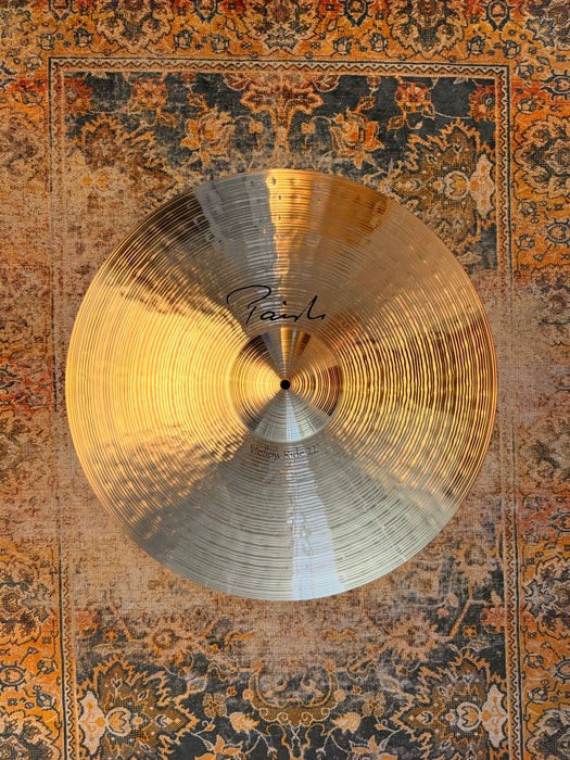 PAISTE 22” Signature MELLOW RIDE 3086 g SUPER CLEAN! GORGEOUS! Don’t Pay $820 For A Guess!