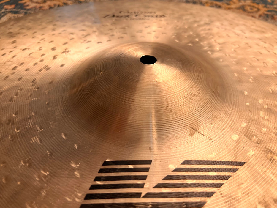 Zildjian K Custom DARK CRASH 19” 1616 g Versatile And Actually DARK! Don't PAY $440! Clean!