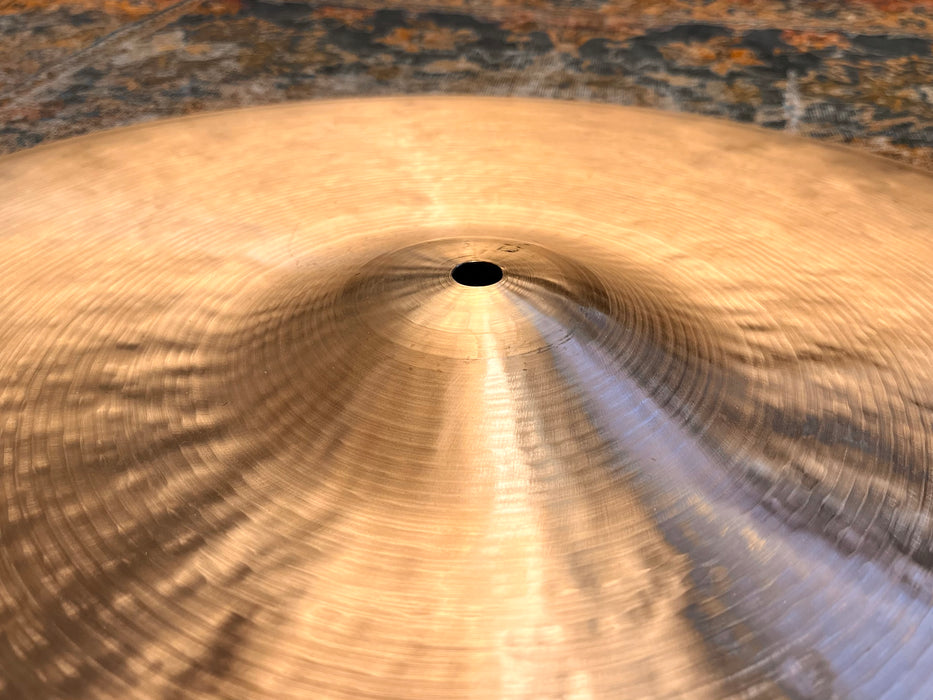 Sabian ARTISAN LIGHT RIDE 22” 2496 g CLEAN! Beautiful WARM One! Don’t Pay $865!! Crashes