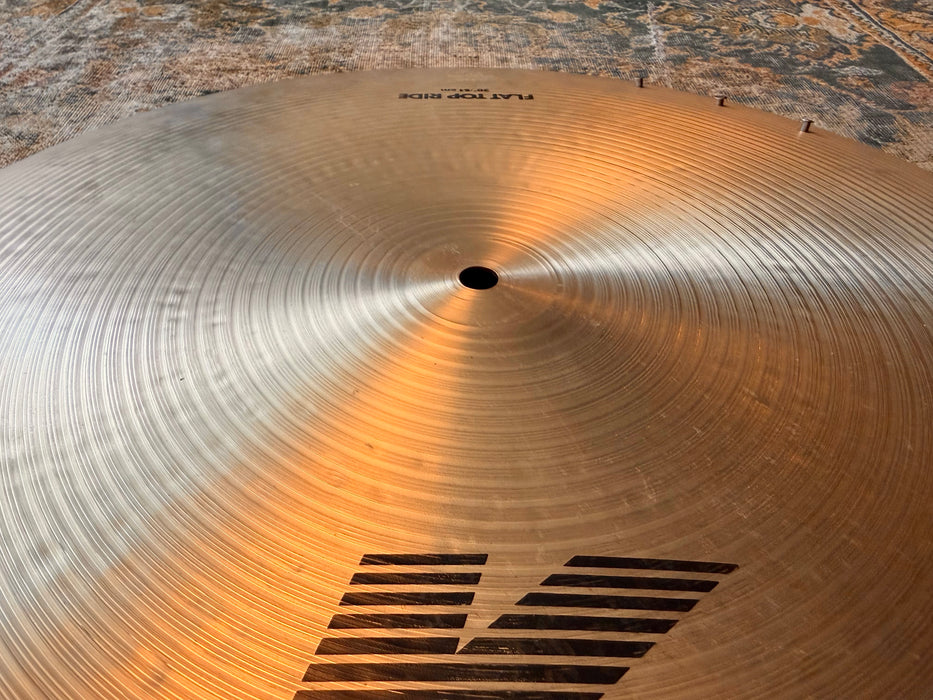 Zildjian K Flat Ride Sizzle 20” SUPER CLEAN! Tight FOCUSED CHIME LIKE Pin-Point Definition 2570 g