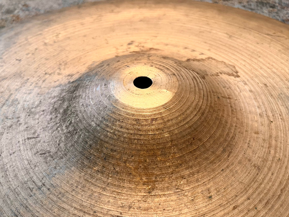 Semi-Dark 1960s Vintage Zildjian Factory Stamped MEDIUM THIN 18” Crash 1436 g