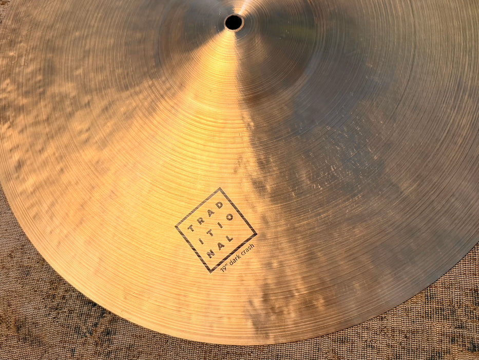 ISTANBUL AGOP Traditional DARK Crash 19” 1617 g CLEAN! Golden Glowing Dark! FULL!