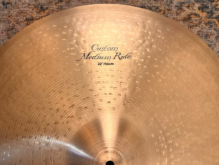 Zildjian K CUSTOM Medium Ride 22” 2726 g SEMI-DRY 1/2 Traditional 1/2 Brilliant! Don’t Pay $570?????
