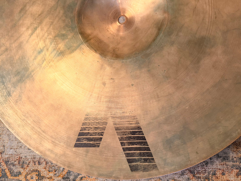 Vintage Zildjian EAK RIDE Crash THIN 20” at ONLY 2180 g Hand Hammered Semi-Dry And CRASHABLE! Dark Patina