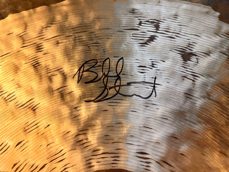 SIGNED BY BILL STEWART Zildjian BILL STEWART 24” K CUSTOM DRY COMPLEX Ride 2958 g Collectible