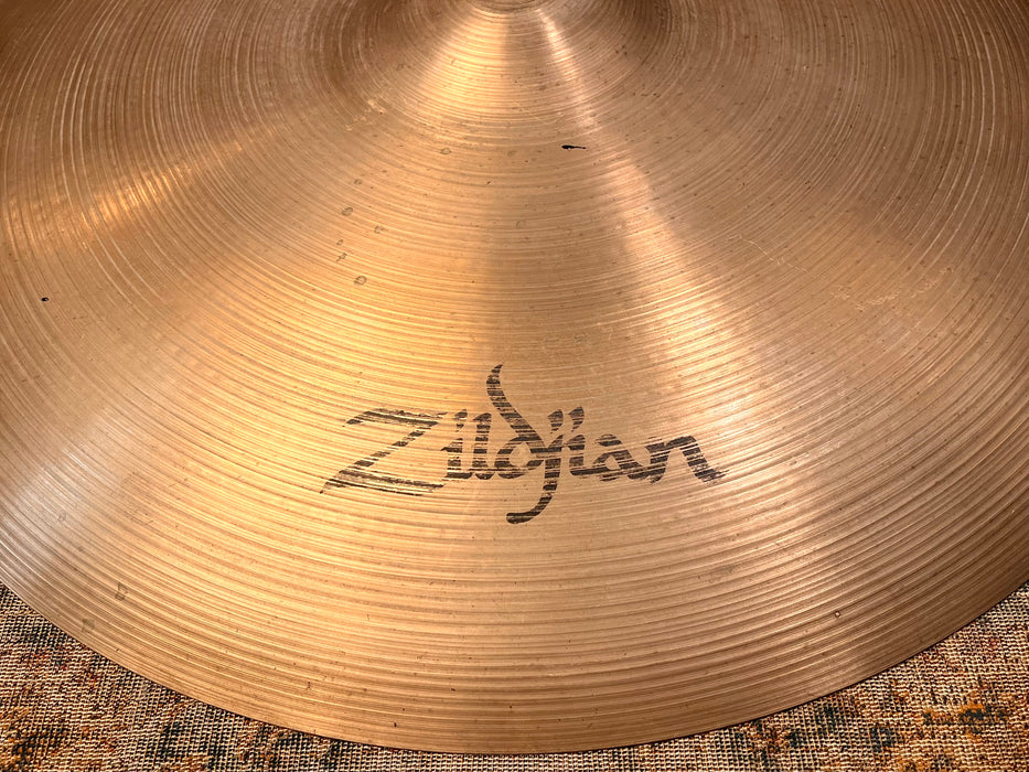 MASSIVE Zildjian 24” Medium Ride 4076 g Versatile BEHEMOTH That CUTS!