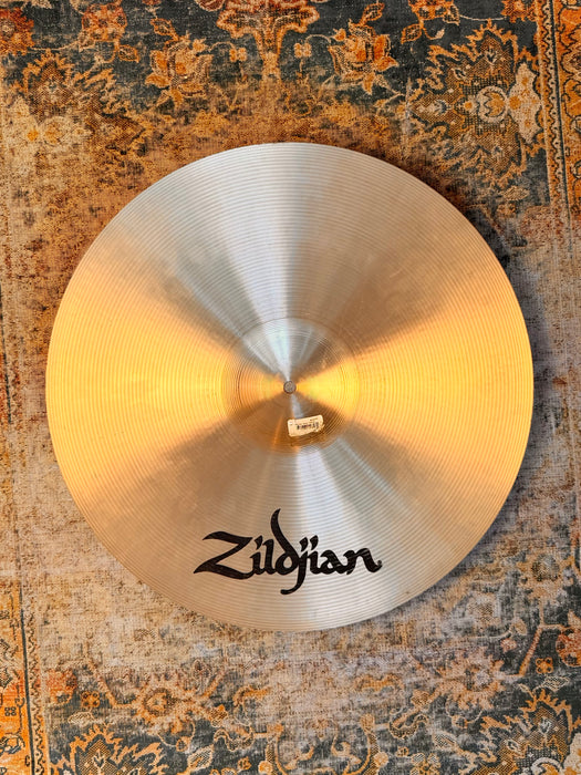Fantastic ZILDJIAN 19” Medium Thin Crash Bendable Edges! CLEAN! Great Sounding One! 1674 g Don’t Pay $380!!