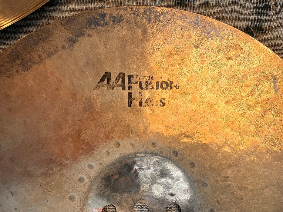ビンテージ　HAZ-MAT 147 Sabian FUSION Hihats 13s” 1068 1614 g CRISP K/Z style CLEAN TONE