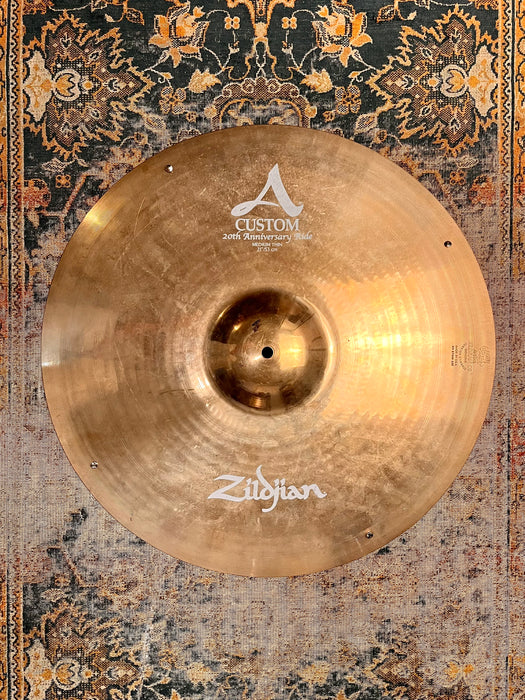 20th ANNIVERSARY Zildjian A Custom Medium Thin 21” Ride Sizzle 2470 g GLASSY SMOOTH! Crashable