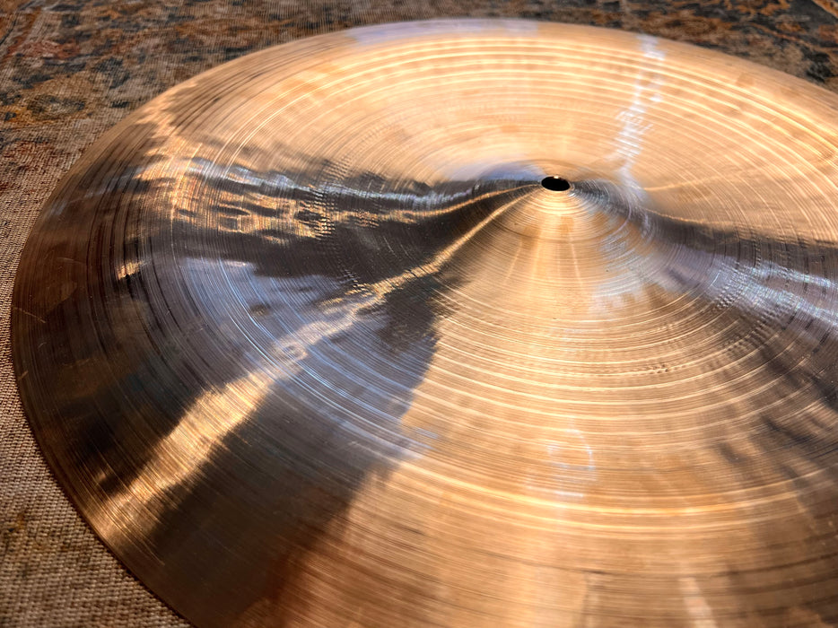 Unique Bosphorus NOVO PROTOTYPE 18” Master Effects China 1010 g MELLOW! Inverted Effects