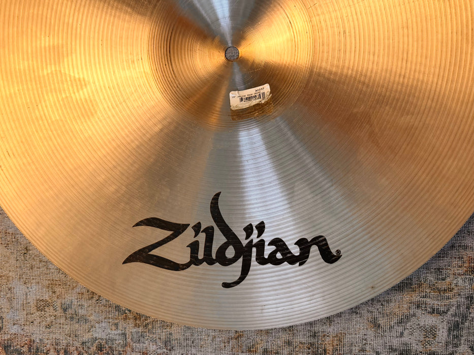 Fantastic ZILDJIAN 19” Medium Thin Crash Bendable Edges! CLEAN! Great Sounding One! 1674 g Don’t Pay $380!!