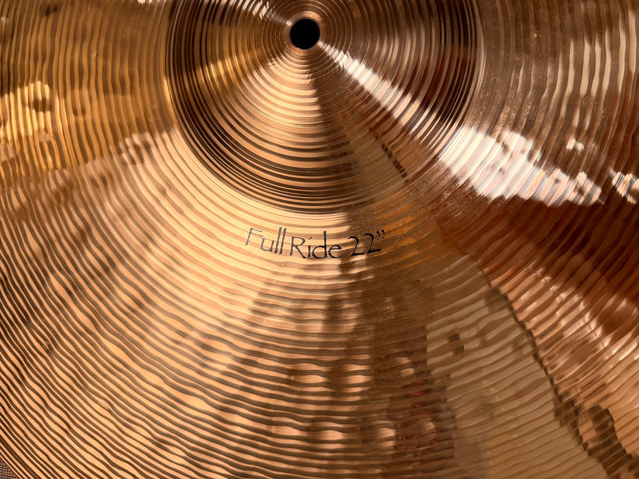 PAISTE Signature 22” FULL Ride SUPER CLEAN! The Elusive 22” 3224 g WHY Pay $820!