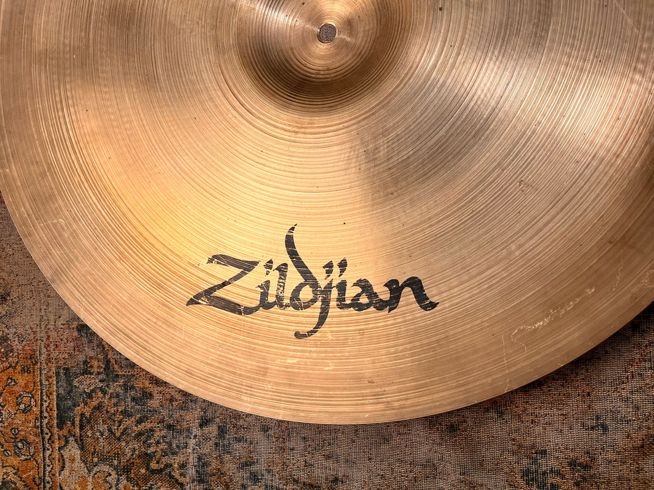 MASSIVE Zildjian 24” Medium Ride 4076 g Versatile BEHEMOTH That CUTS!